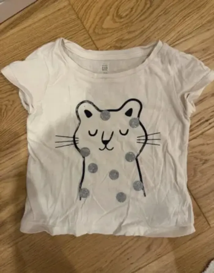 Lot de 2 t-shirts GAP 18/24 mois - photo numéro 4