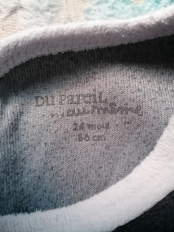 Pyjama 1 pièce fille taille 24 mois - photo numéro 3