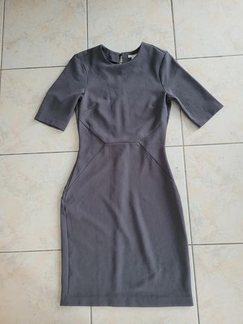 Robe grise