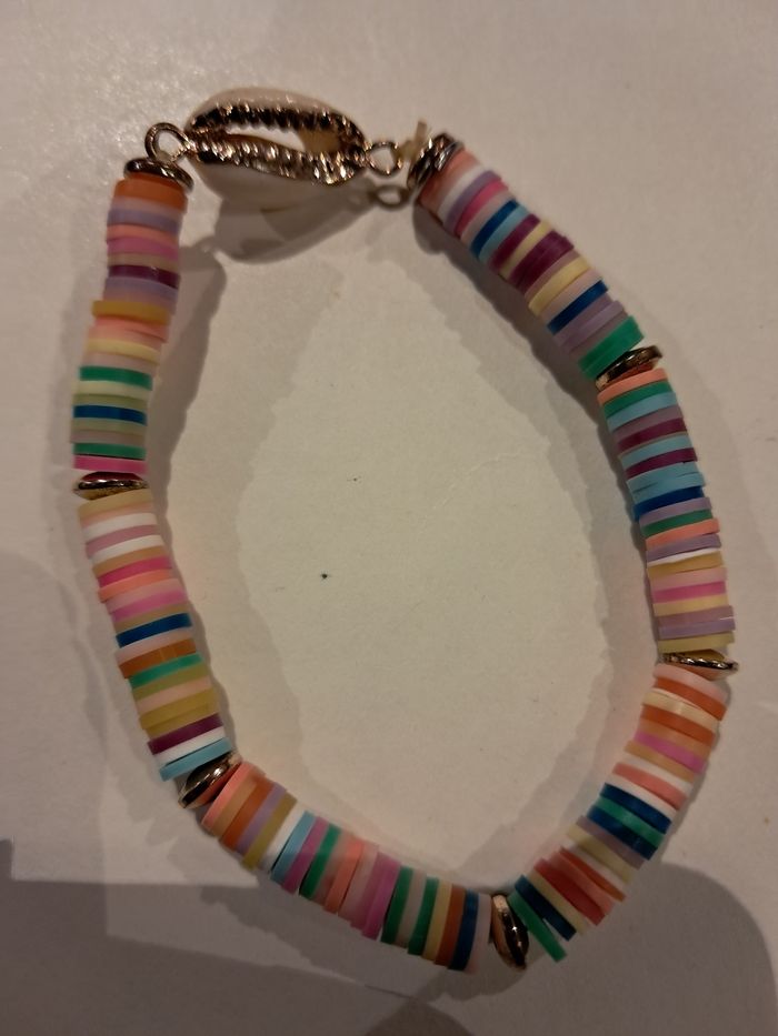 Beau bracelet multicolore - photo numéro 4