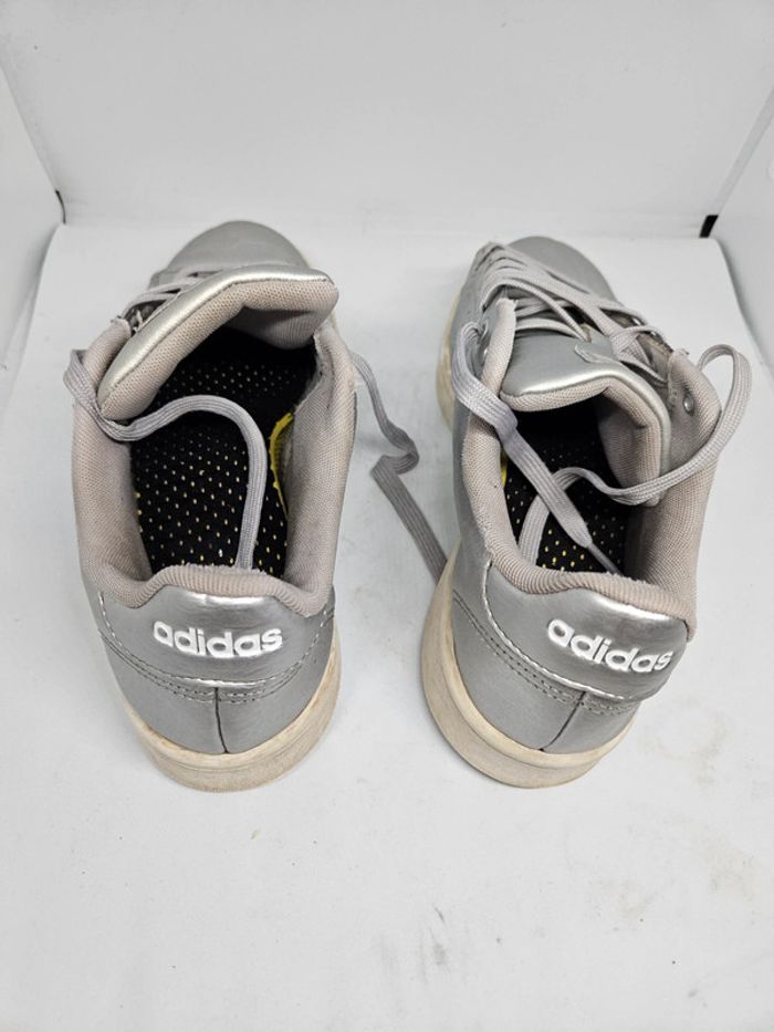 Chaussures sneakers adidas - photo numéro 2