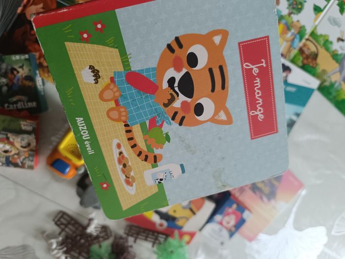 Lot divers peluches livres - photo numéro 10