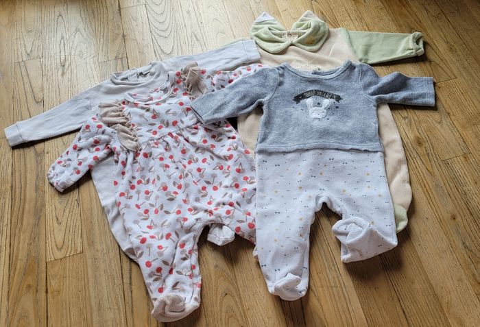 Lot vêtements 3 mois - photo numéro 6