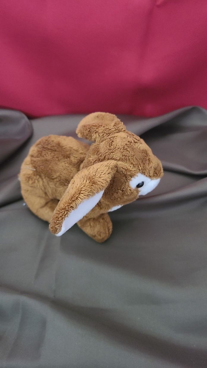 Lapin en Peluche Marron couché - photo numéro 3
