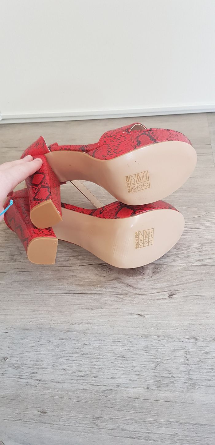 Sandales à talons - photo numéro 4