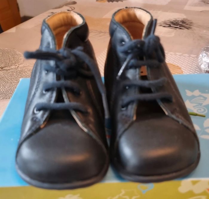Chaussures pour 1er pas de bébé - photo numéro 2