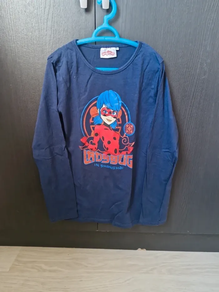 T shirt