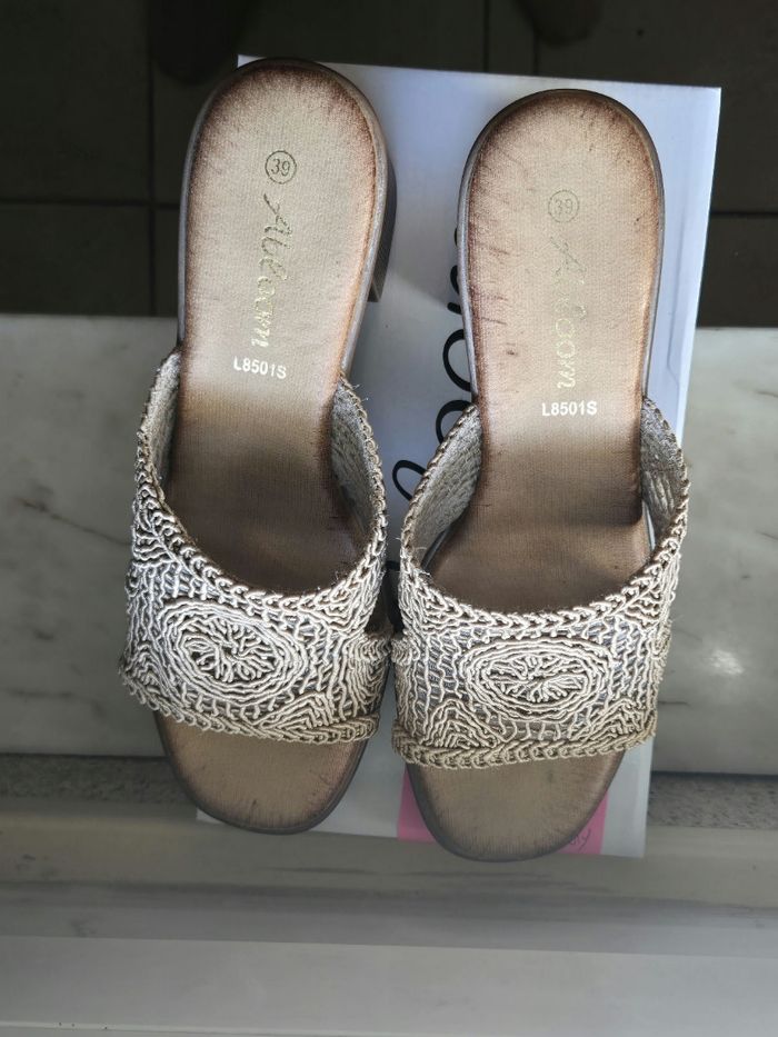 Mules ajourées camel P39 neuves (Abloom) - photo numéro 4