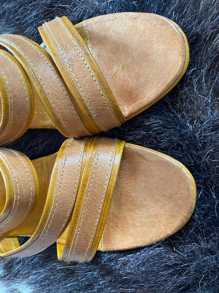 Sandales Mules bicolore talons compensés 38 - photo numéro 3