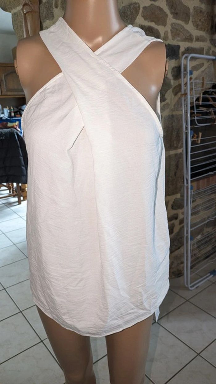 Haut blanc croisé devant taille S/38 jamais porté - photo numéro 2