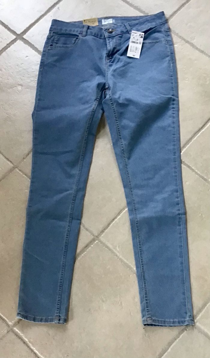 Jean 40