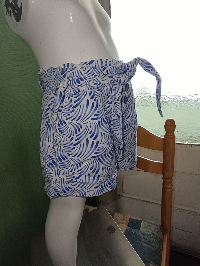 Short cargo bleu et blanc - photo numéro 4