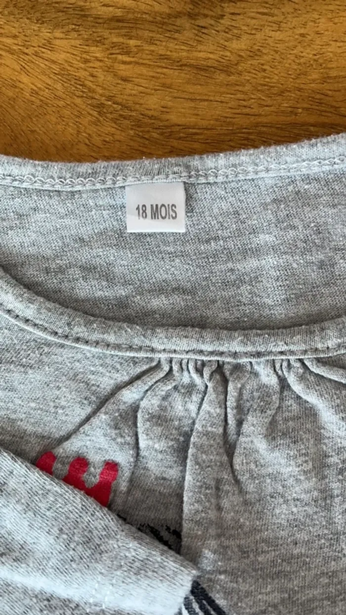 T-shirt gris - photo numéro 3
