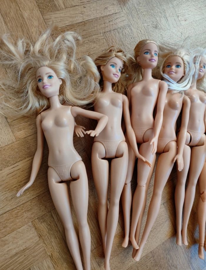 7 Barbies Mattel - photo numéro 4