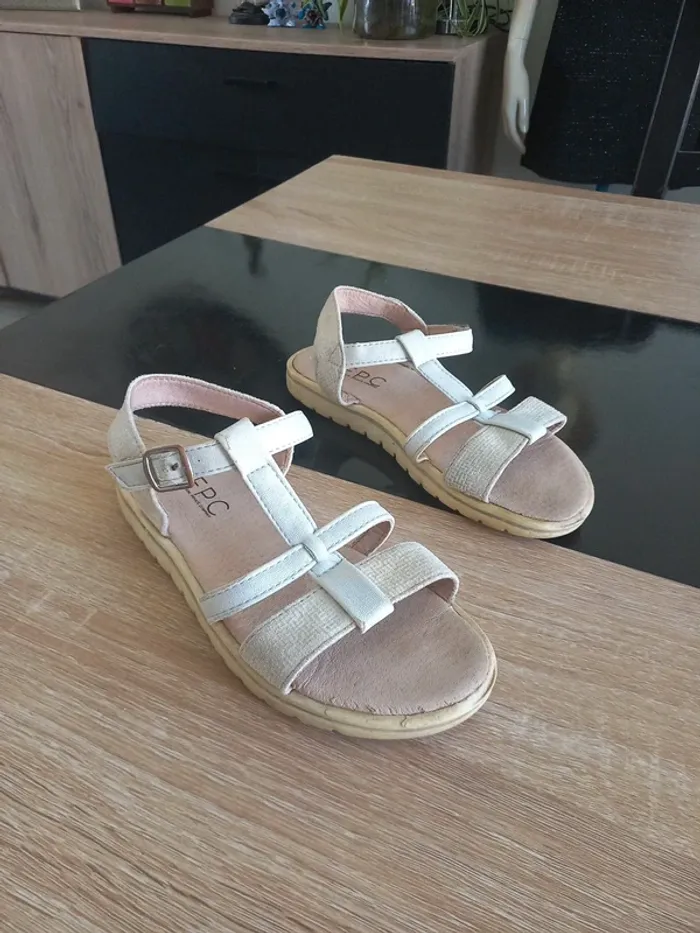 Sandales fille T.32