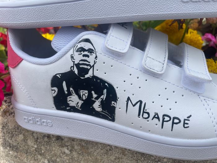Basket Customisées Kylian Mbappé - photo numéro 3