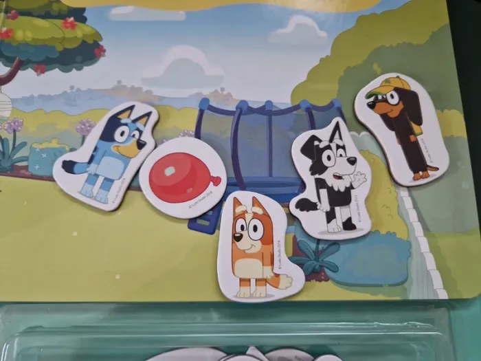 Livre Bluey magnet et si on jouait dehors - photo numéro 6