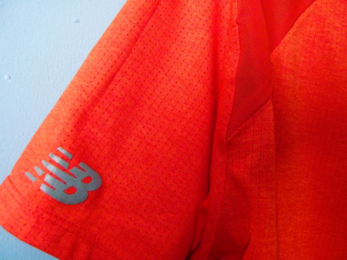 T-shirt Femme XS ou 34 New Balance rouge technique Sport TBE - photo numéro 5