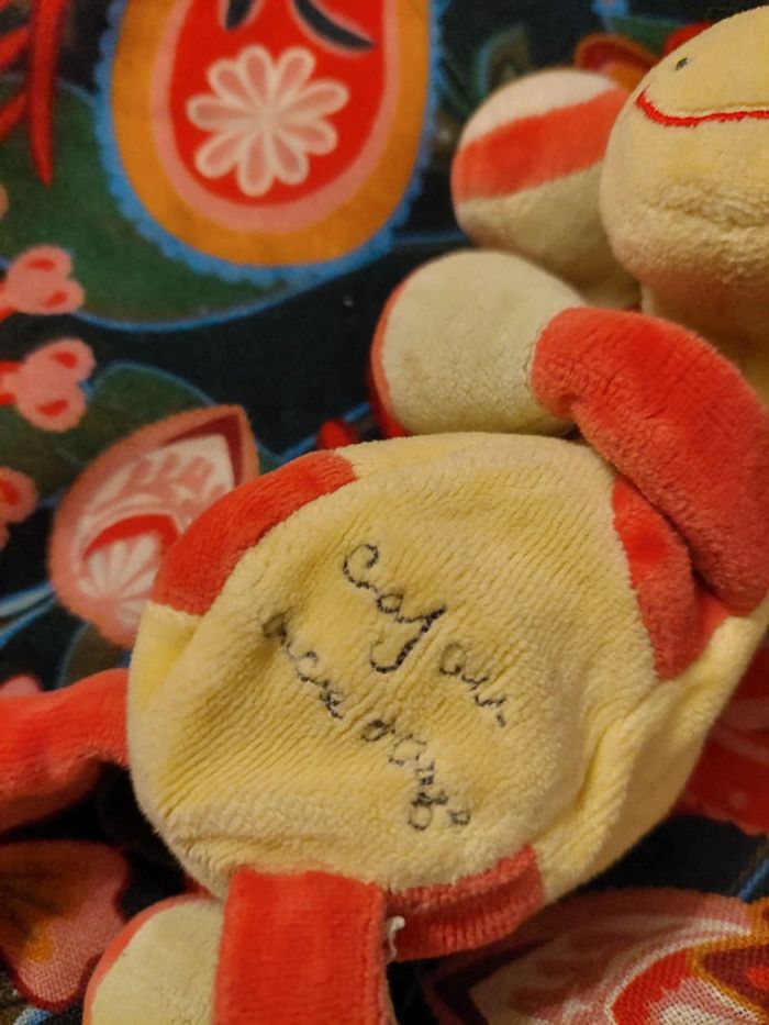 #1 Sucre d'orge - doudou mouchoir Cajou la girafe - photo numéro 5