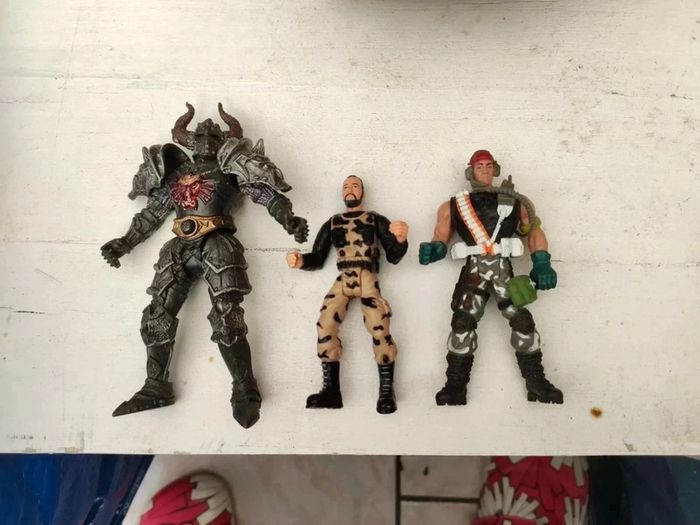 Lot de 3 figurines action soldats
