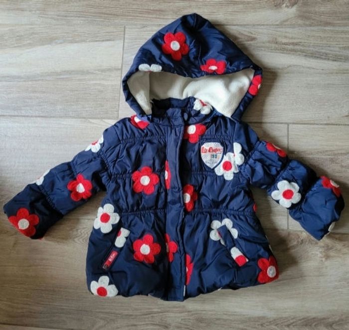 Doudoune à fleurs taille 18 mois