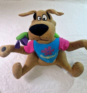 Grande peluche officiel Scooby doo
