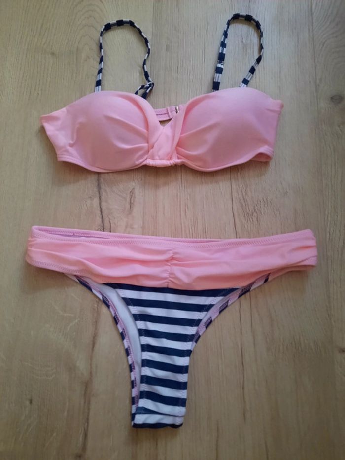 Maillot de bain 2 pièces T 38 neuf