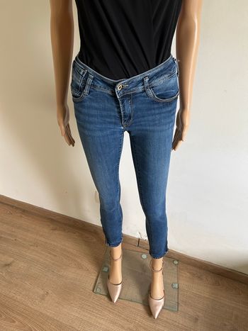 Jean bleu Le Temps des Cerises taille US 28 bon état (taille petit)