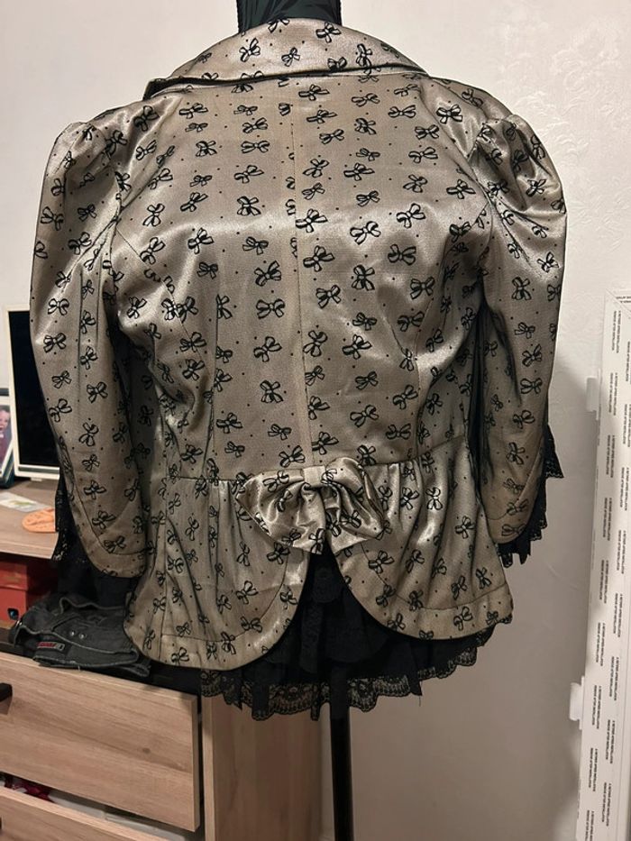 Veste cintrée - photo numéro 2