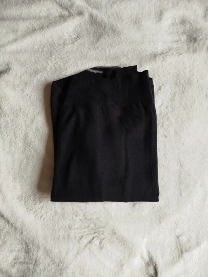 Pull Trussardi Jeans taille M 95% laine - photo numéro 2