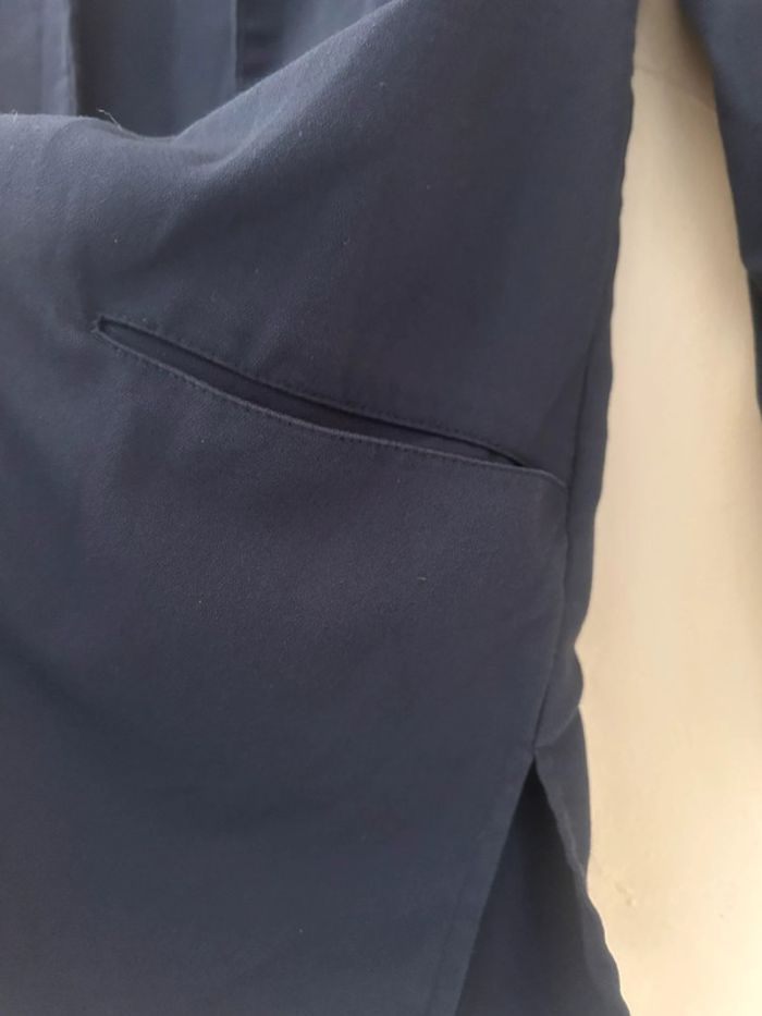 Femme 👩🏻 Blazer d’été bleu marine - H&M taille XS/34 - photo numéro 2