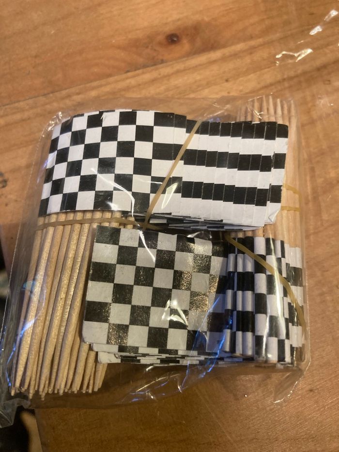 Cure dents drapeau de course - photo numéro 2