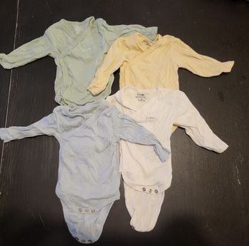 Lot de 4 bodies