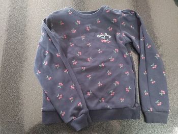 Sweat kiabi 10 ans bon état