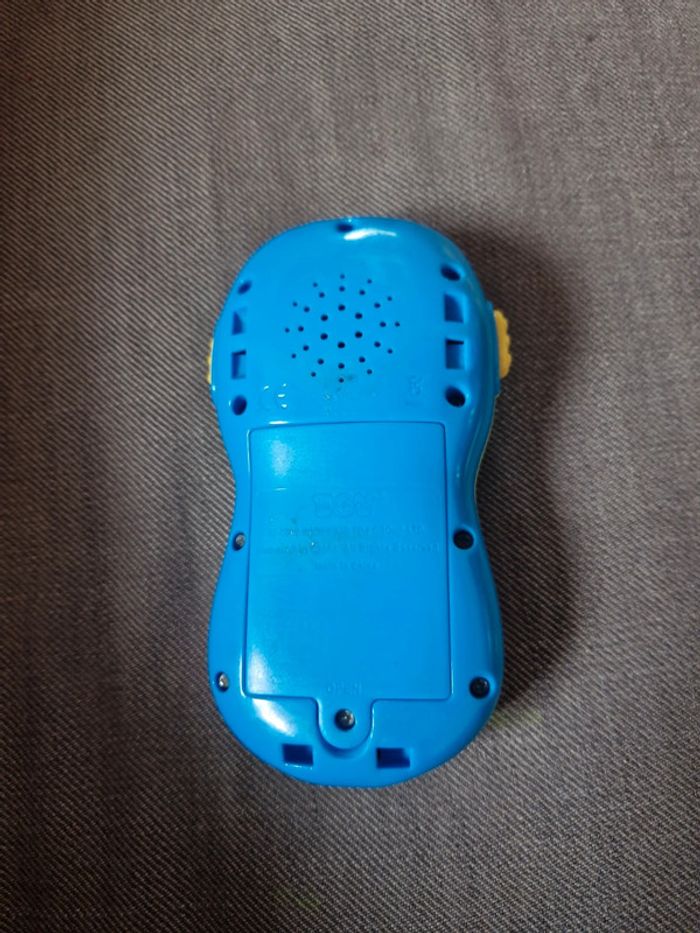 Téléphone musical bébé - photo numéro 3