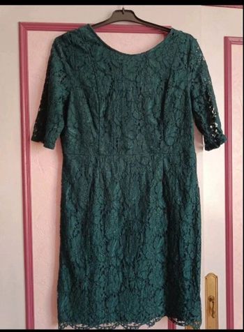Robe verte dentelle Camaïeu T.40