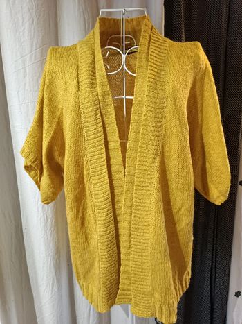 Gilet moutarde manches 3/4