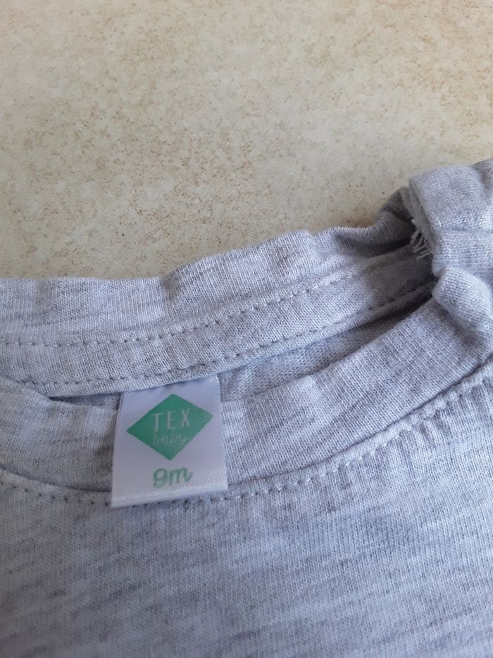 Tee-shirt Tex 9 mois, Très bon état - photo numéro 2