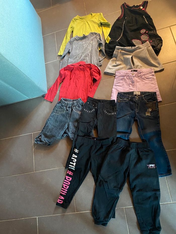 Vêtements 4 ans fille lot