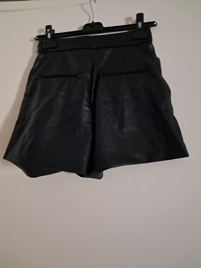 Short - photo numéro 2