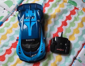 Bugatti téléguidé