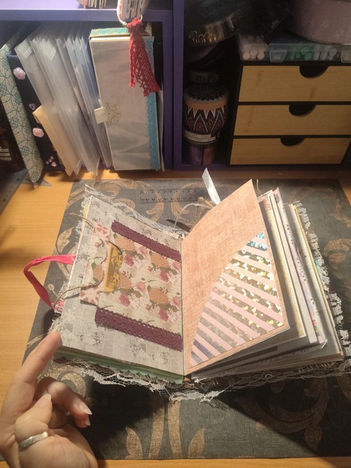Bullet journal /scrapbooking fait maison - photo numéro 3