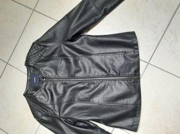 Blouson noir Skaï