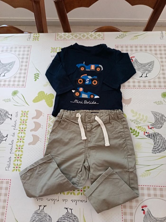 Ensemble haut Gémo bas Kiabi 12 mois