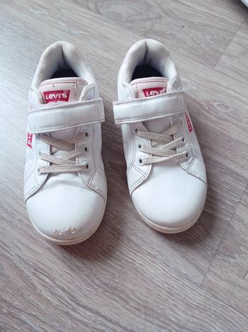 Baskets Levi's 28