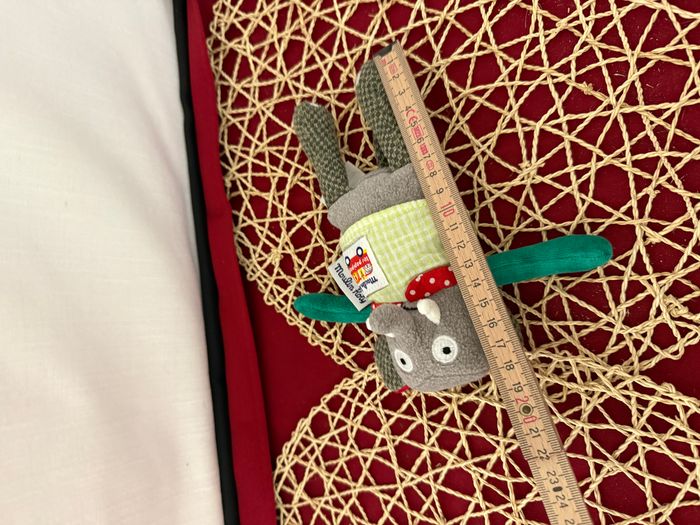 Peluche éléphant Moulin Roty collier à pois, bras verts - photo numéro 4