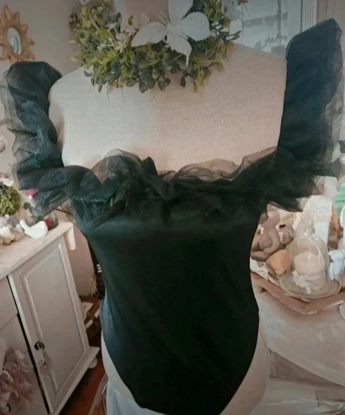 Body noir volanté en tulle Shein Taille L Neuf - photo numéro 2