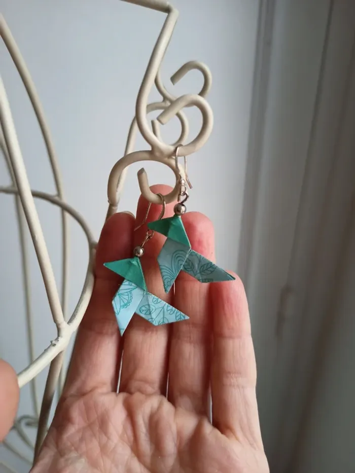 Boucles d'oreilles origami - photo numéro 2