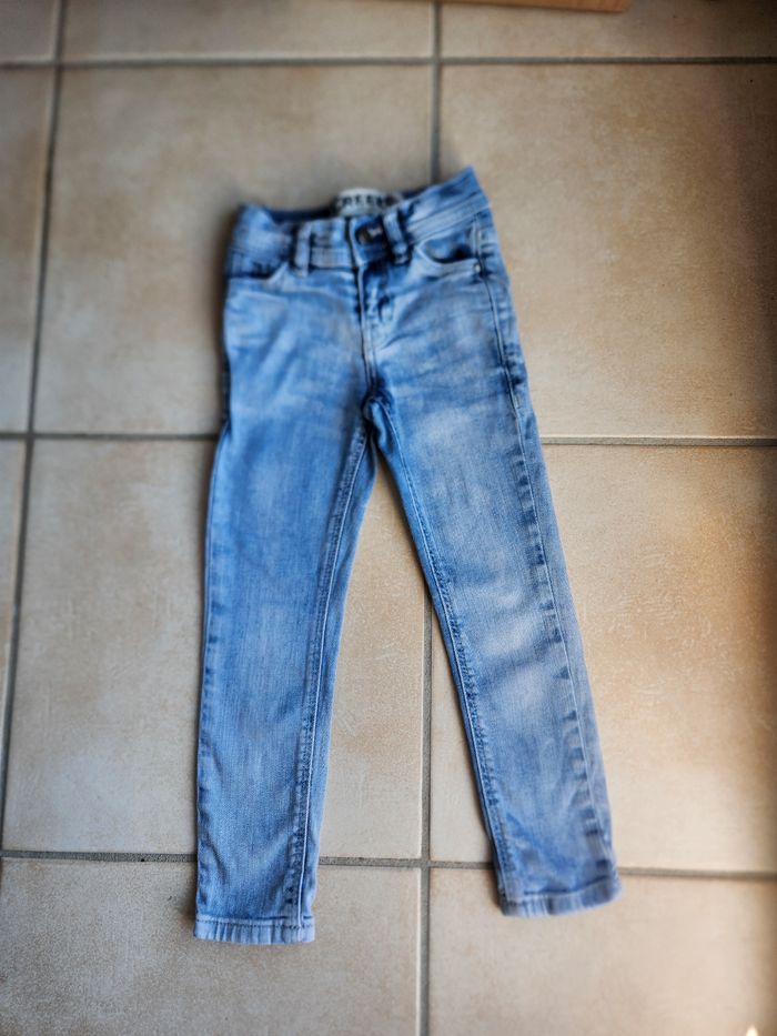 Jean Creeks taille 4 ans