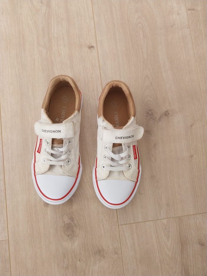 Baskets style converse pointure 31 - photo numéro 2